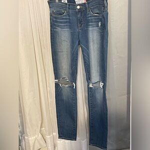 Lucky Brand Charlie Skinny